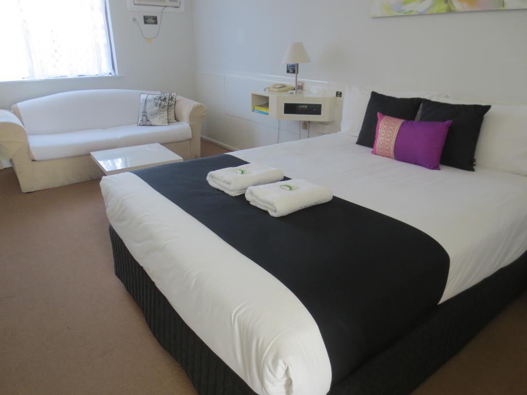 בריסביין Aspley Pioneer Motel מראה חיצוני תמונה