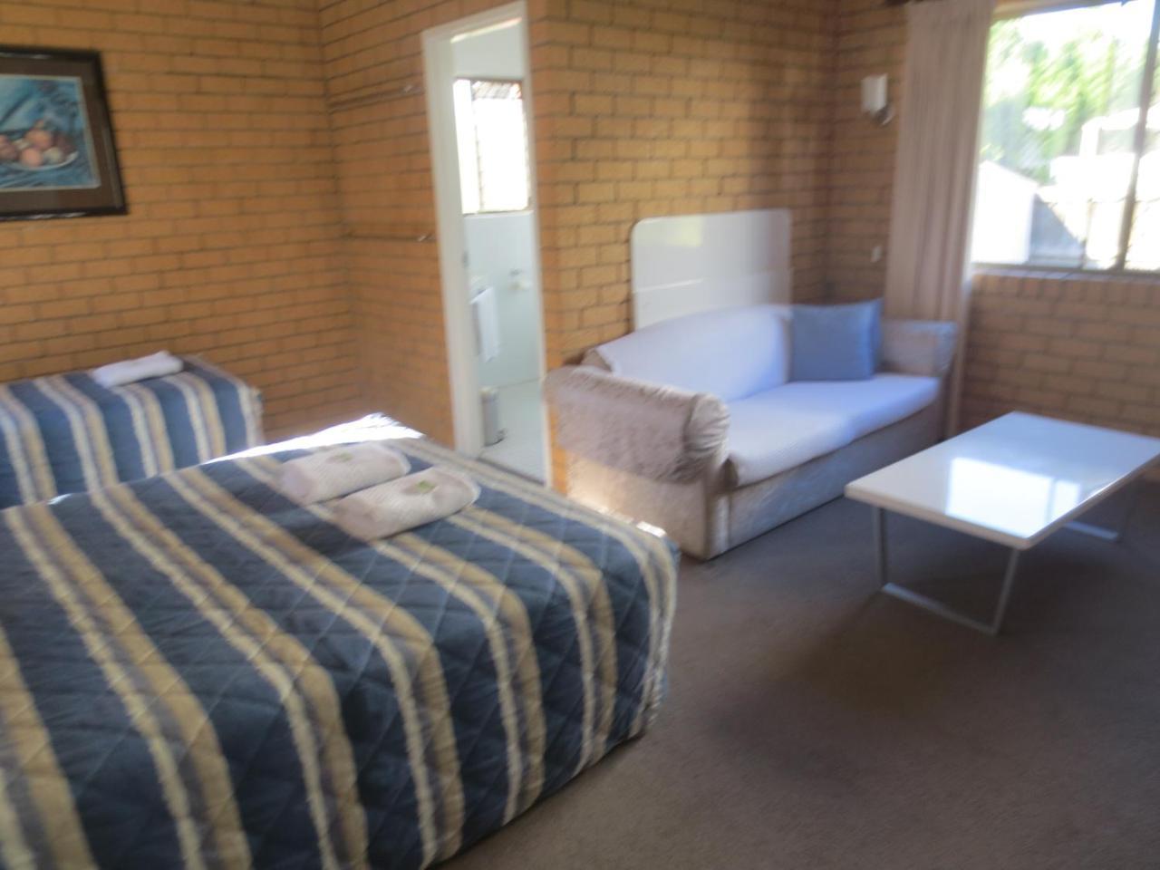 בריסביין Aspley Pioneer Motel מראה חיצוני תמונה